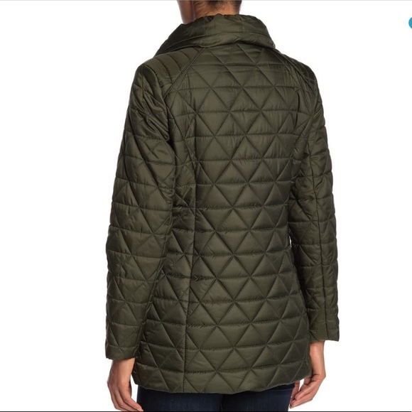 ANDREW MARC Hooded Quilted Puffer Jacket - Picture 9 of 11